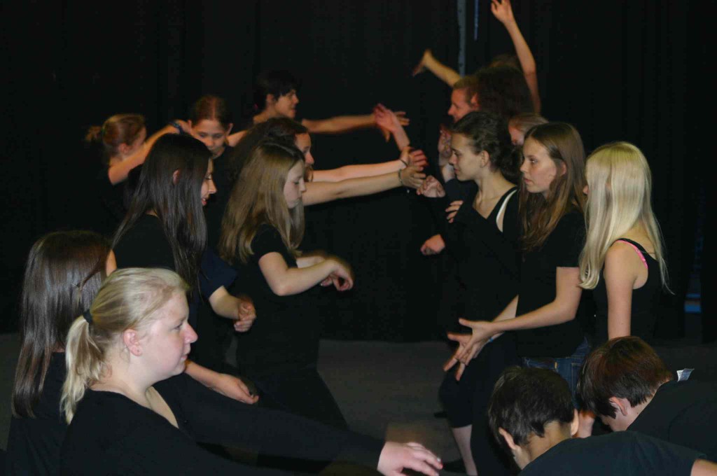 Darstellendes Spiel Warm Up übungen Darstellendes Spiel - Unterrichtsmaterial